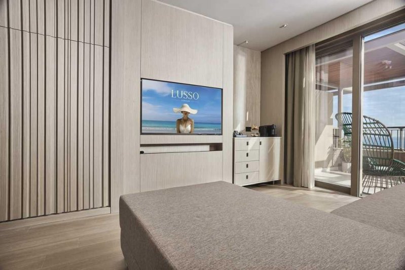 Superior Family Suite Sea View