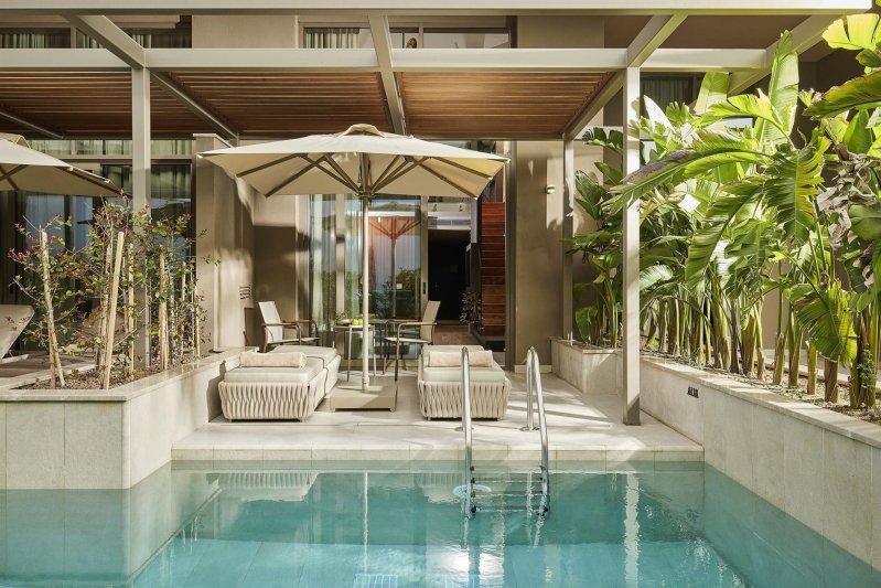 Dublex Lagoon Suite Garden & Pool View