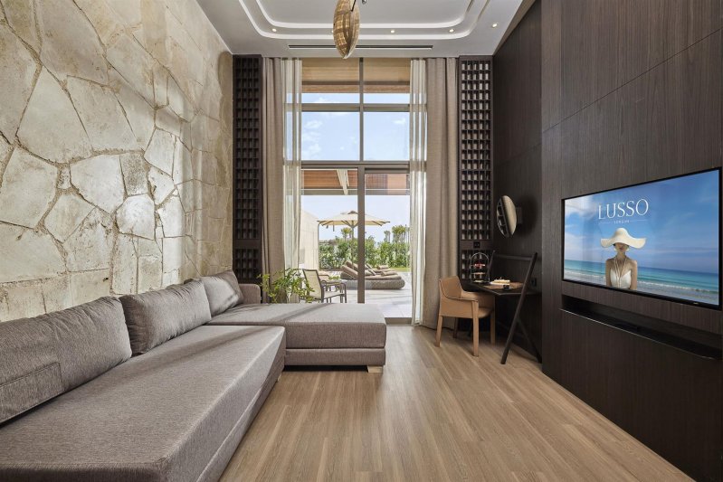 Fabulouse Suite Garden & pool View