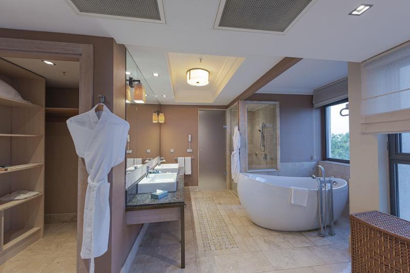 King Suite