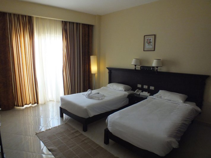 Standard Sea View Room