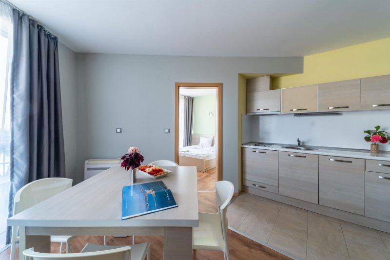 1 Bedroom Apartment