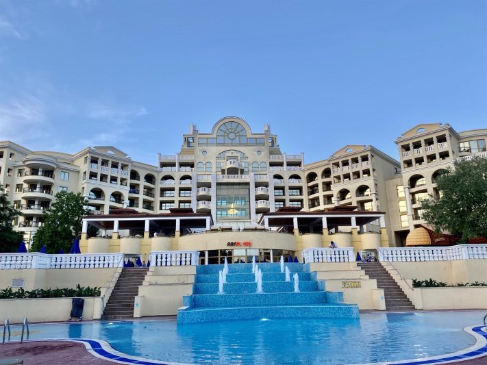 Marina Royal Palace Napospart