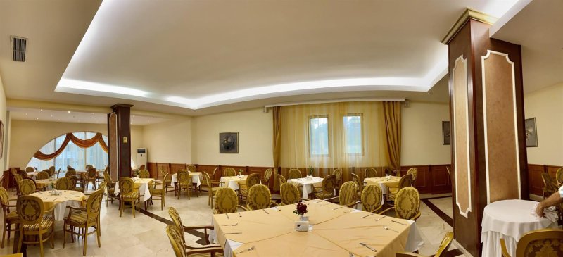 Marina Royal Palace Napospart