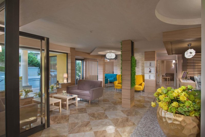 Napospart utazás Marina Sands