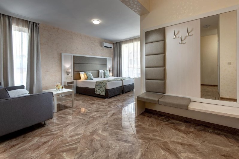 2 Bedroom Apartment
