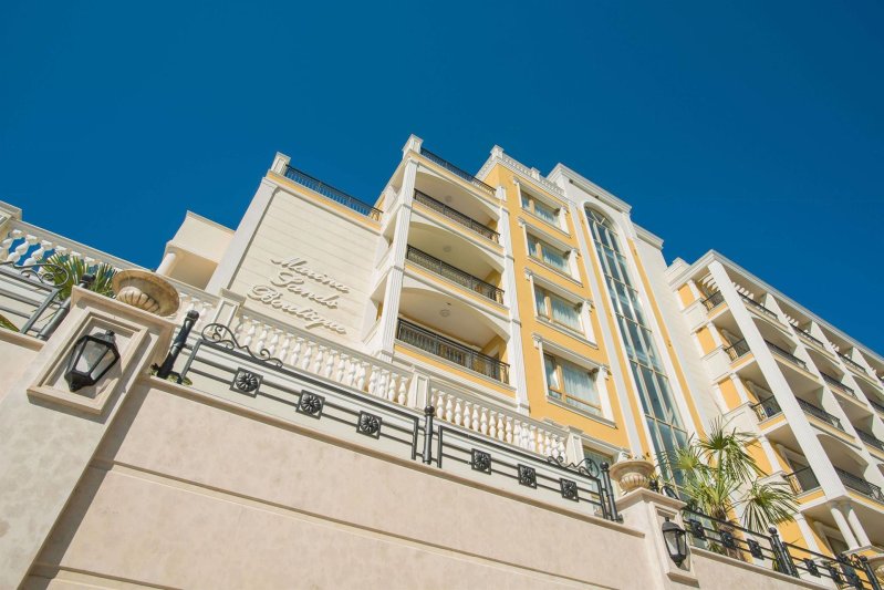 Napospart utazás Marina Sands