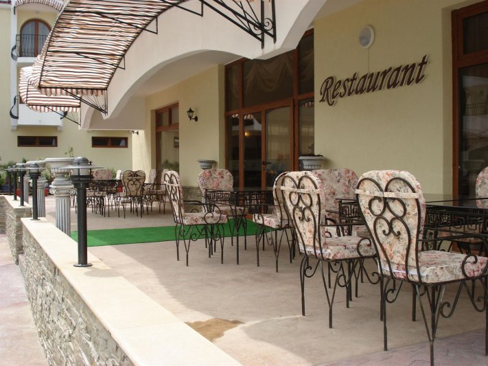 Napospart utazás Martinez