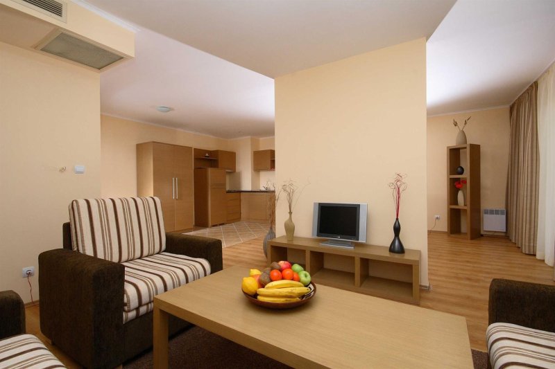 1 Bedroom Apartment