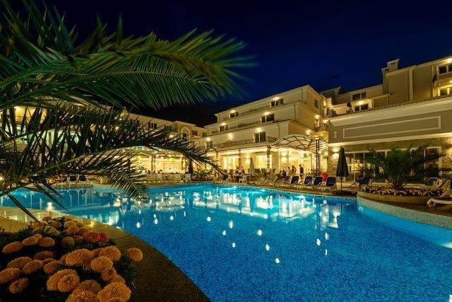 Napospart utazás Martinez