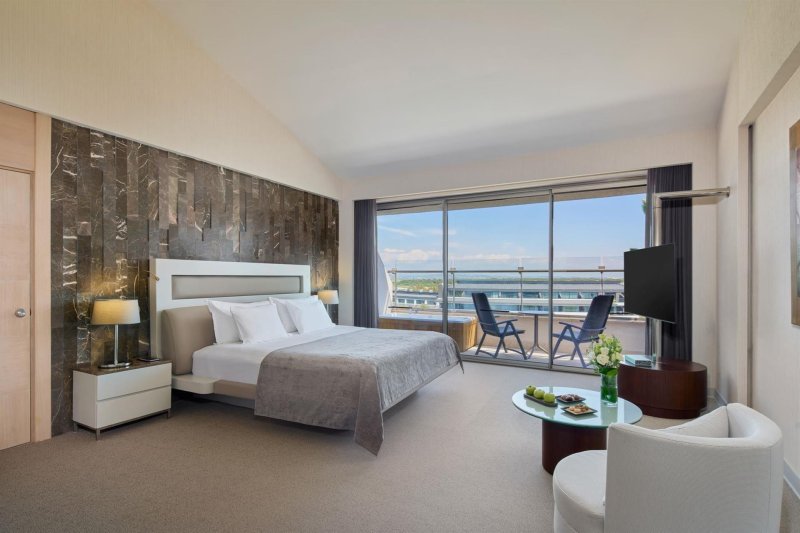 Roof Family Suite Sea View