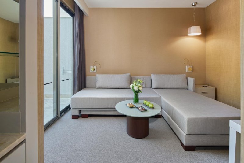 Terrace Laguna Family Suite (100 m2)