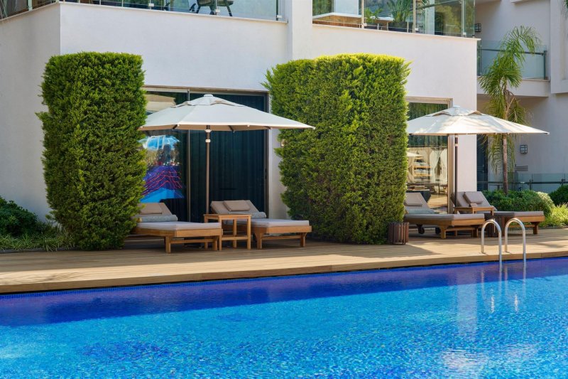Terrace Laguna Family Suite (100 m2)