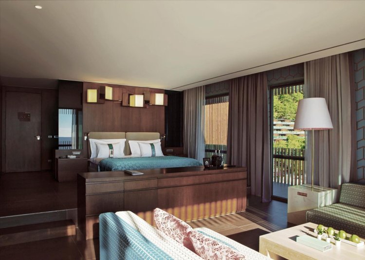 Suite Room Land View