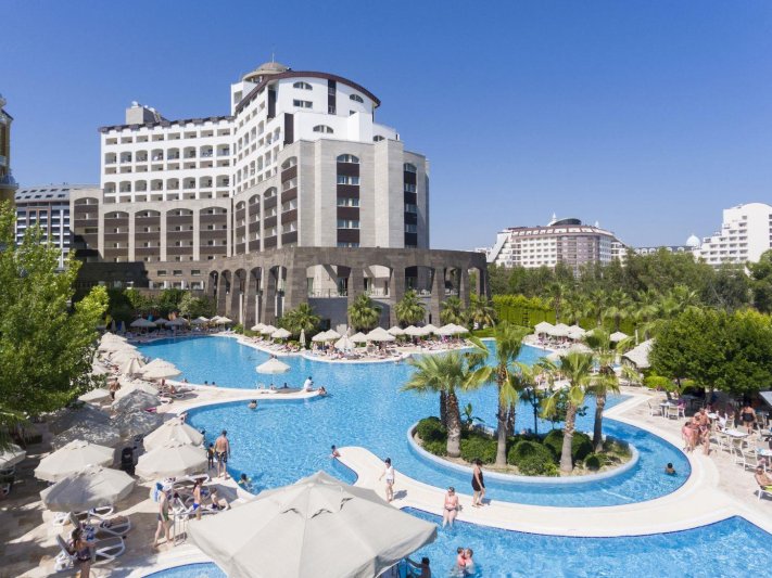 Antalya utazás Melas Lara Hotel