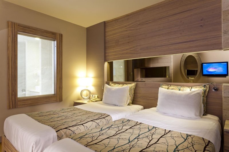Standard Room Side Sea View