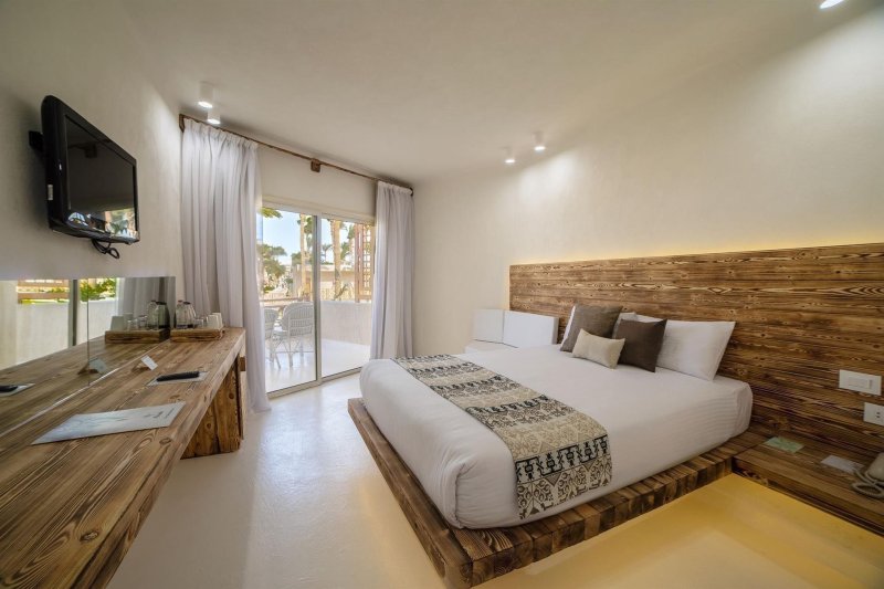 Gypster Side Sea View Room