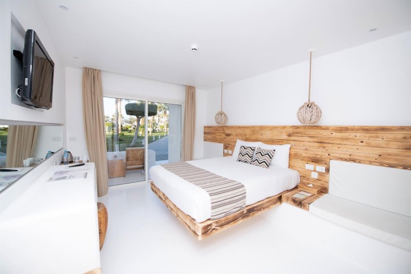 Gypster Garden View Room
