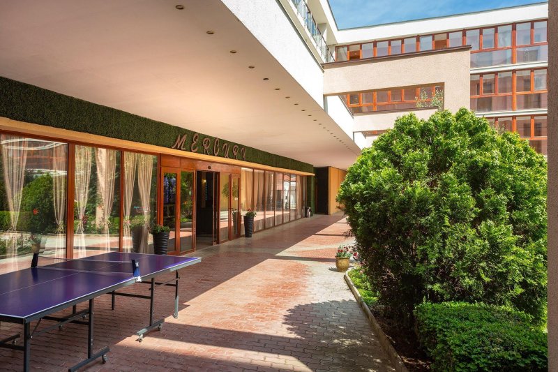 Napospart utazás Mercury