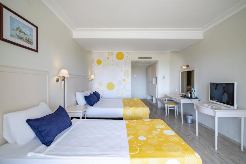 Standard Room Land View