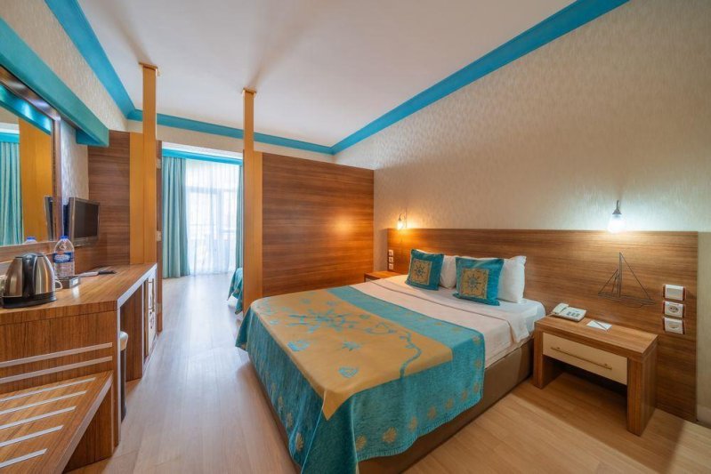 Large Room With Seperator