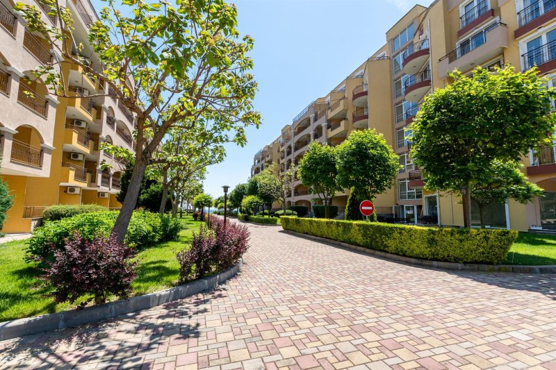 Napospart utazás Midia Family Resort