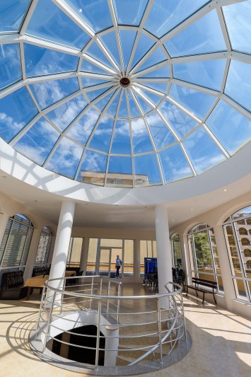 Napospart utazás Midia Family Resort