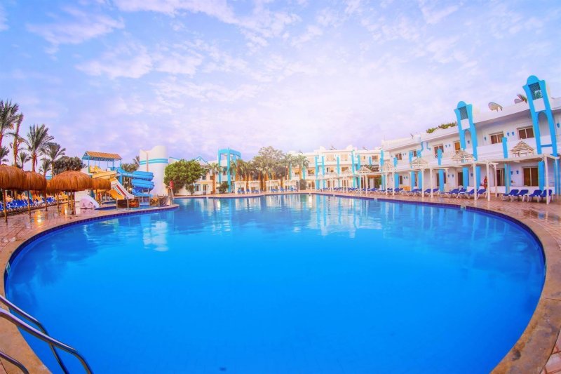 Hurghada utazás Mirage Bay Resort & Aqua Park