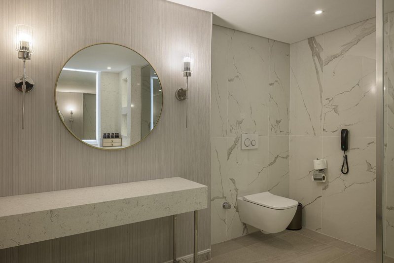 Unique Suite