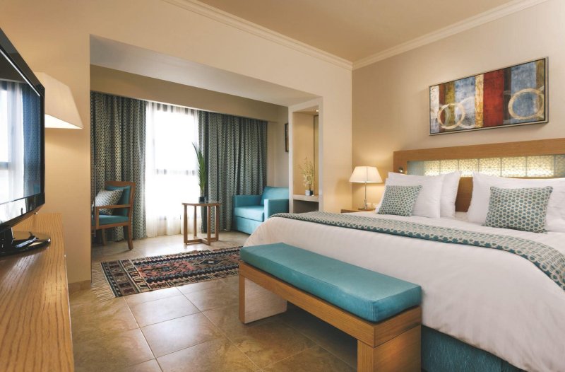 Classic Pool Or Lagoon View Room