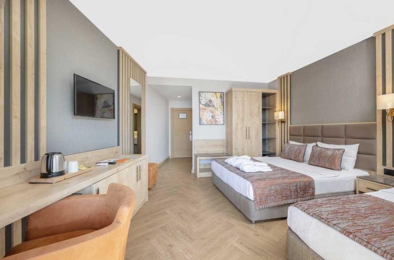 Standard Sea View Room