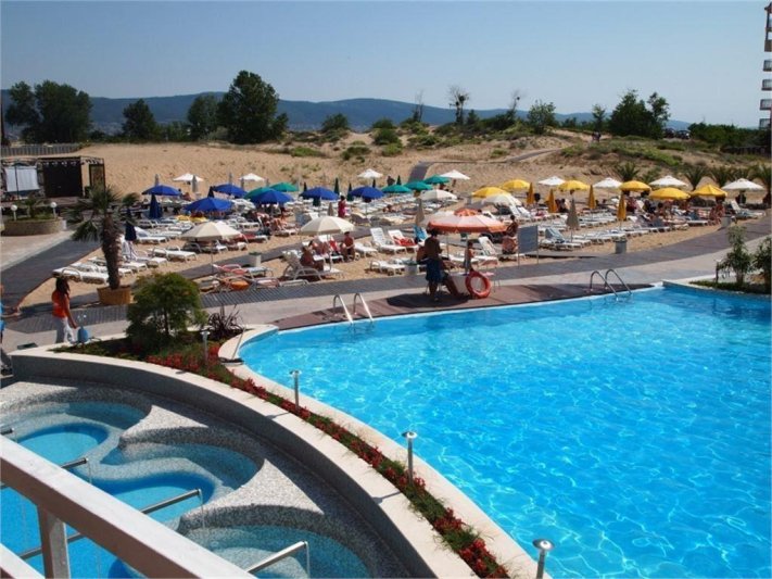 Napospart utazás Nessebar Beach