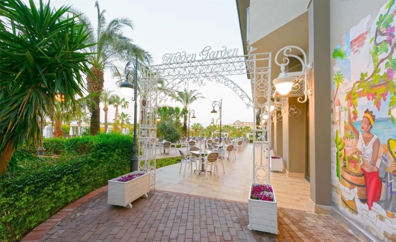 Side utazás Novum Garden