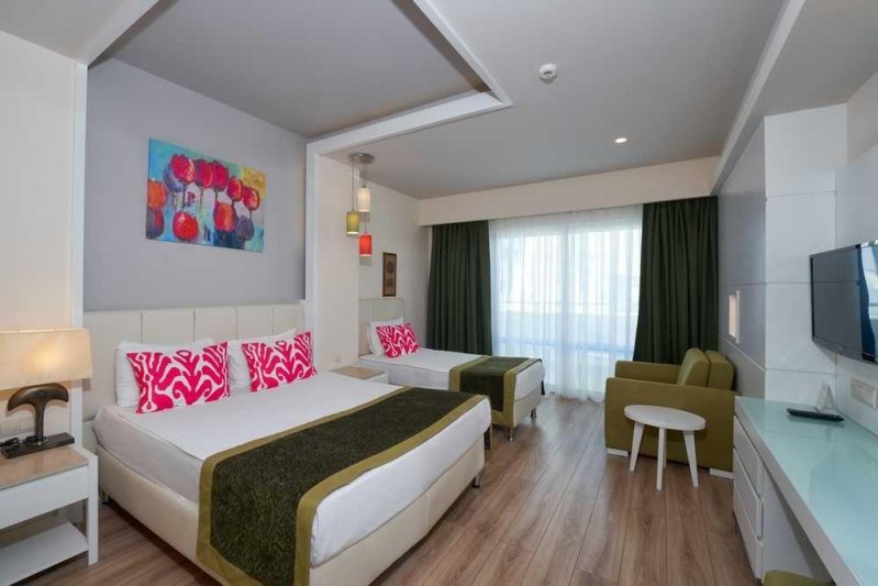 Familes-Couples Standard Room Sea View