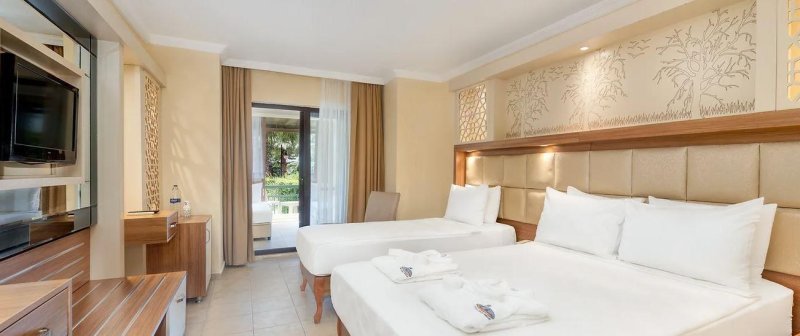 Connection 2 Bedrooms 2 Bathroom Garden View