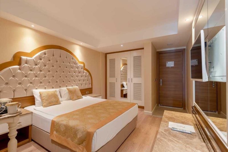 Standard Room Side Sea View