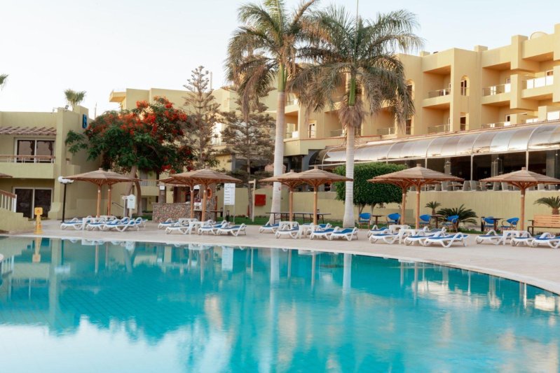 Hurghada utazás Palm Beach Resort