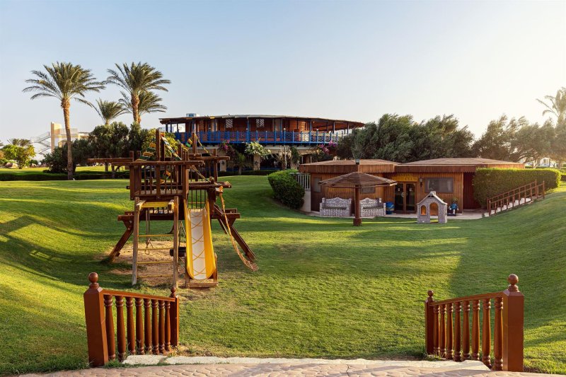 Hurghada utazás Palm Royale Soma Bay