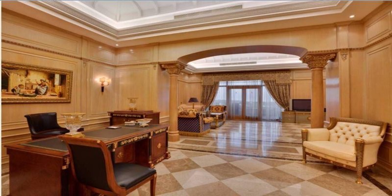 Royal Suite