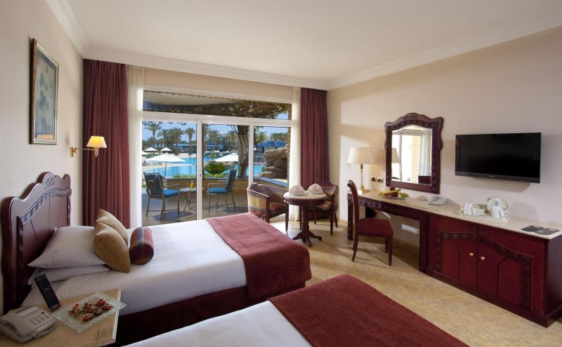 Superior Pool View Room