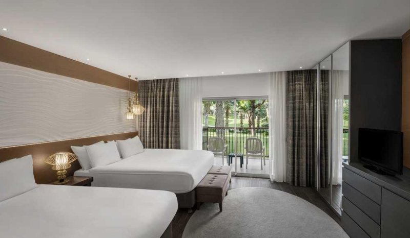 Club Comfort Room
