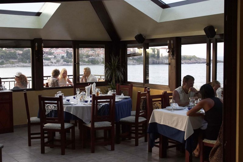 Napospart utazás Parnasse