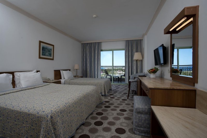 Standard Lateral Sea Side