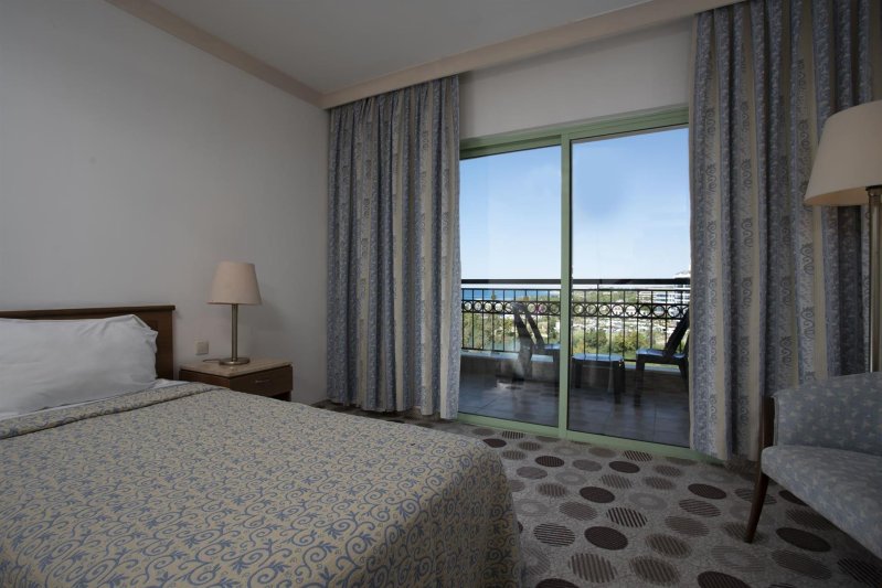 Standard Lateral Sea Side