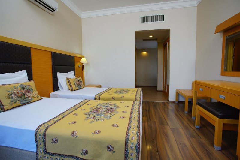 Standard Room Land Side