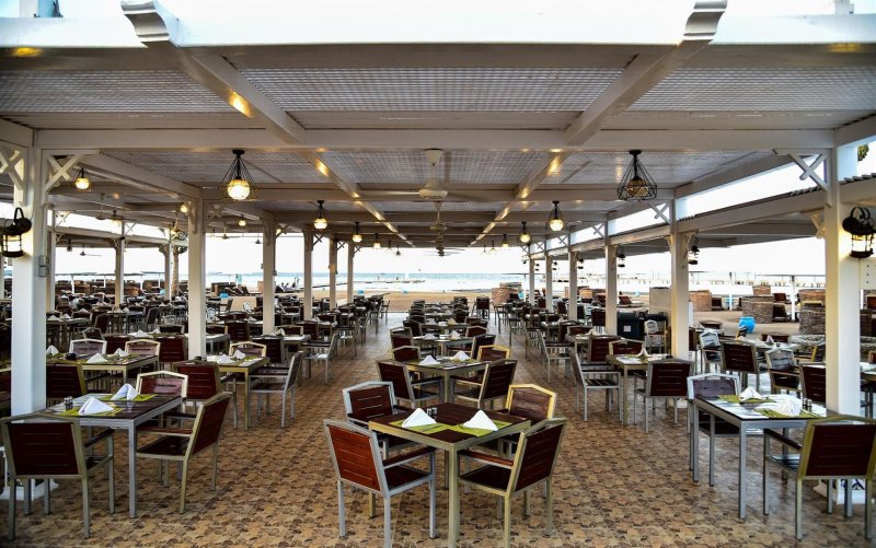 Hurghada utazás Pharaoh Azur Resort