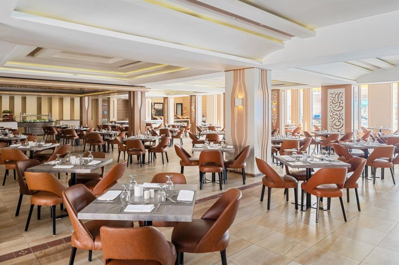 Hurghada utazás Pickalbatros Alf Leila Wa Leila Resort Neverland