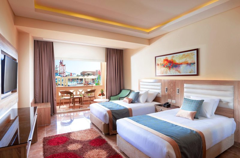 Standard Pool View Room