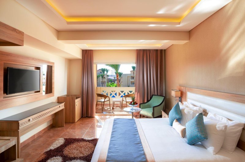 Standard Pool View Room