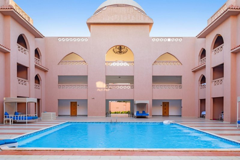 Hurghada utazás Pickalbatros Aqua Park Resort Hurghada